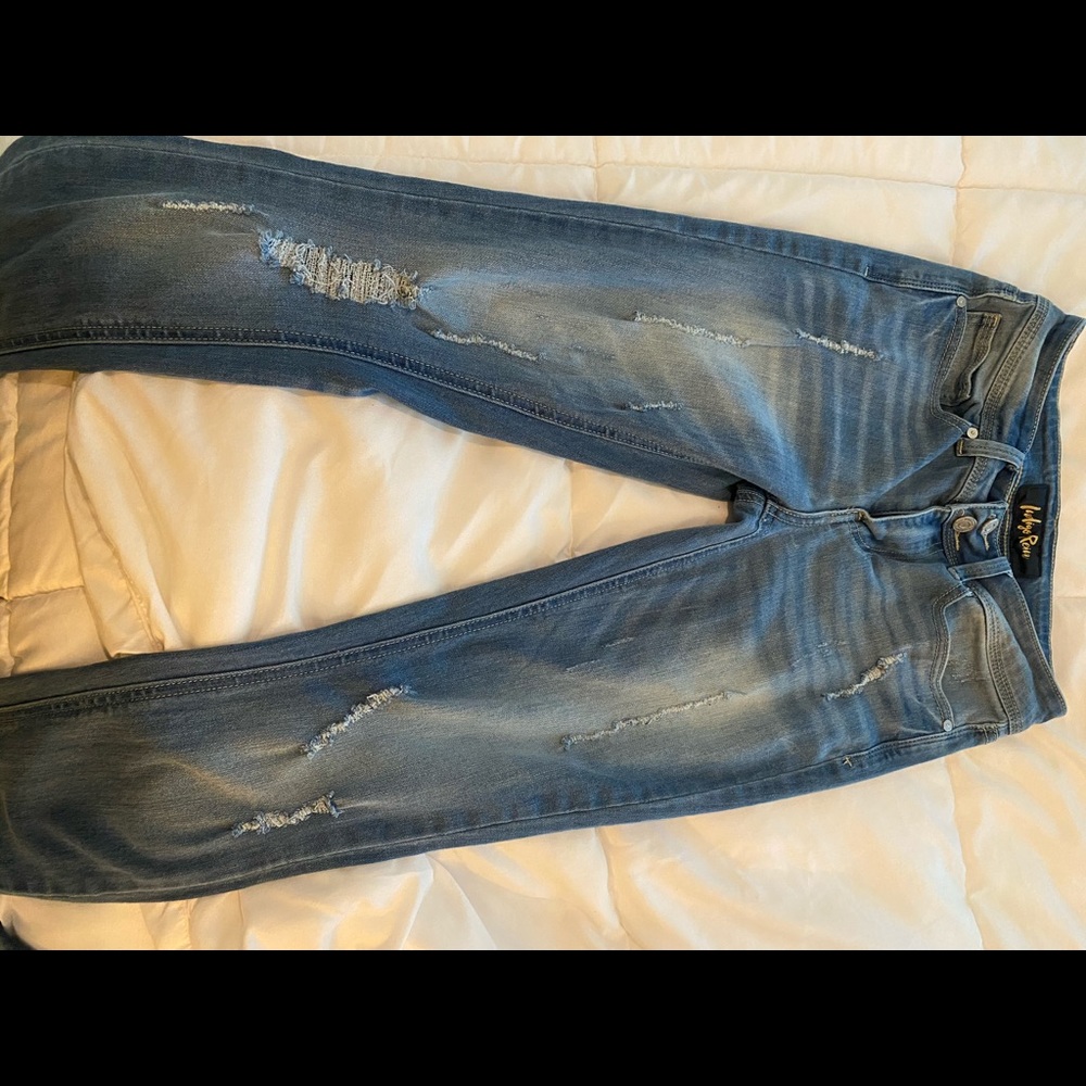 Size 3 distressed stretch jeans